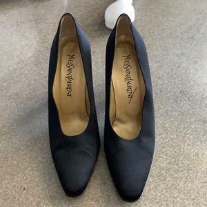 Yves Saint Laurent Heals